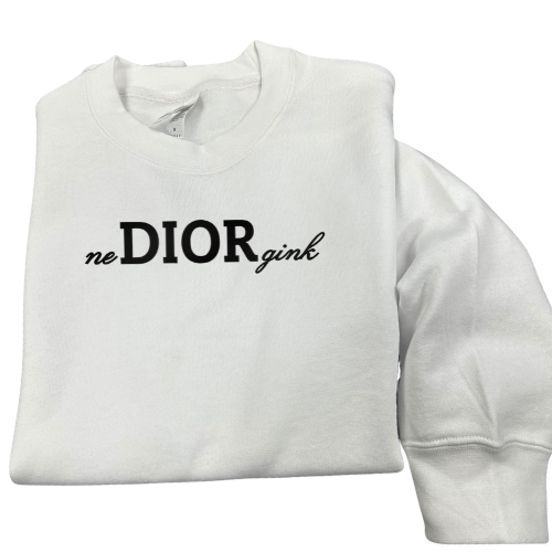 Siuvinėtas baltas džemperis "neDIORgink"