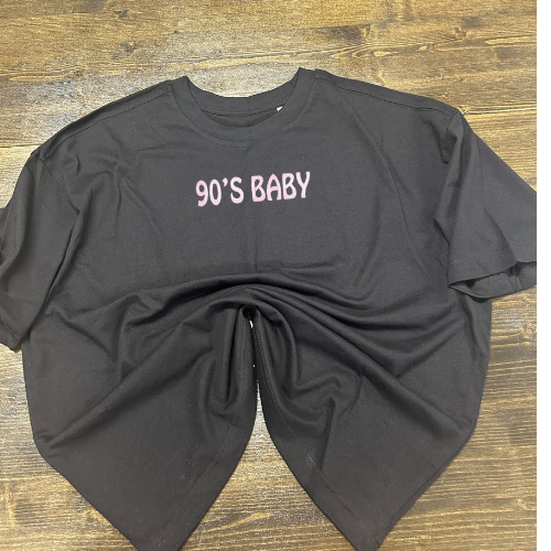 Marškinėliai su užrašu "90's Baby"