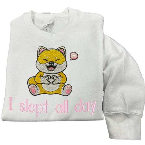 Siuvinėtas baltas džemperis "I slept all day"